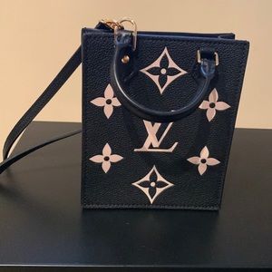 Louis Vuitton Petit Sac Plat